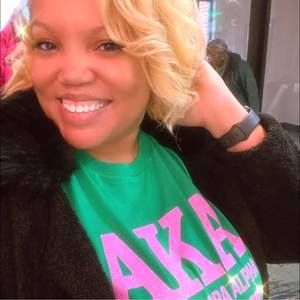 Meet your Posher, Andrea